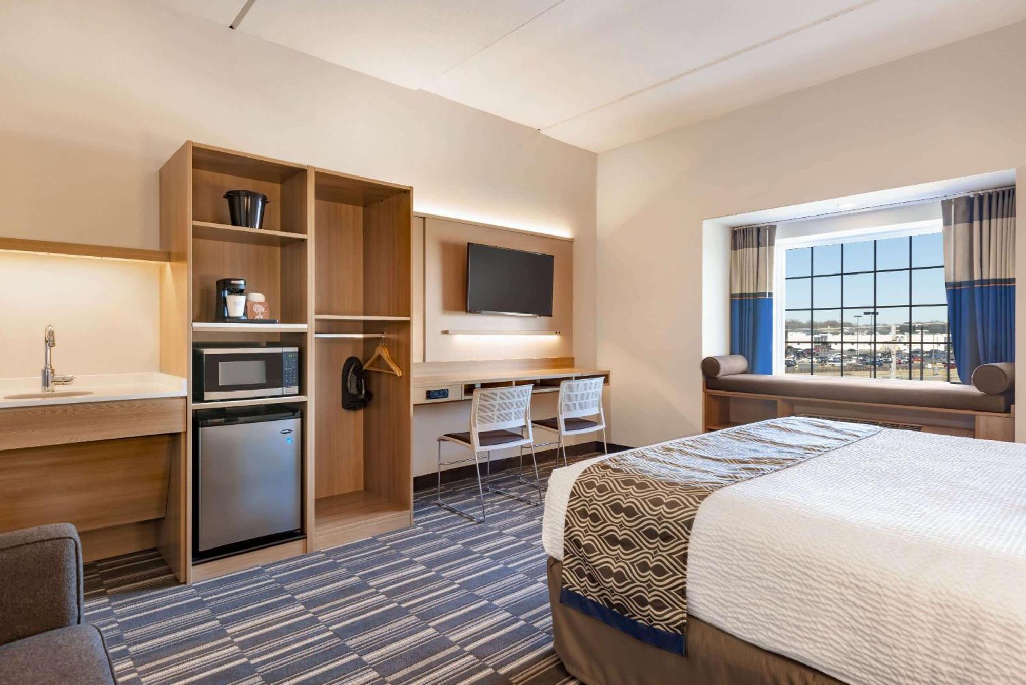 Microtel Inn & Suites By Wyndham Gambrills Odenton Exterior foto